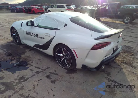 2021 Toyota Gr Supra 3.0/3.0 Premium z USA, uszkodzony, nr VIN WZ1DB0C03MW044229